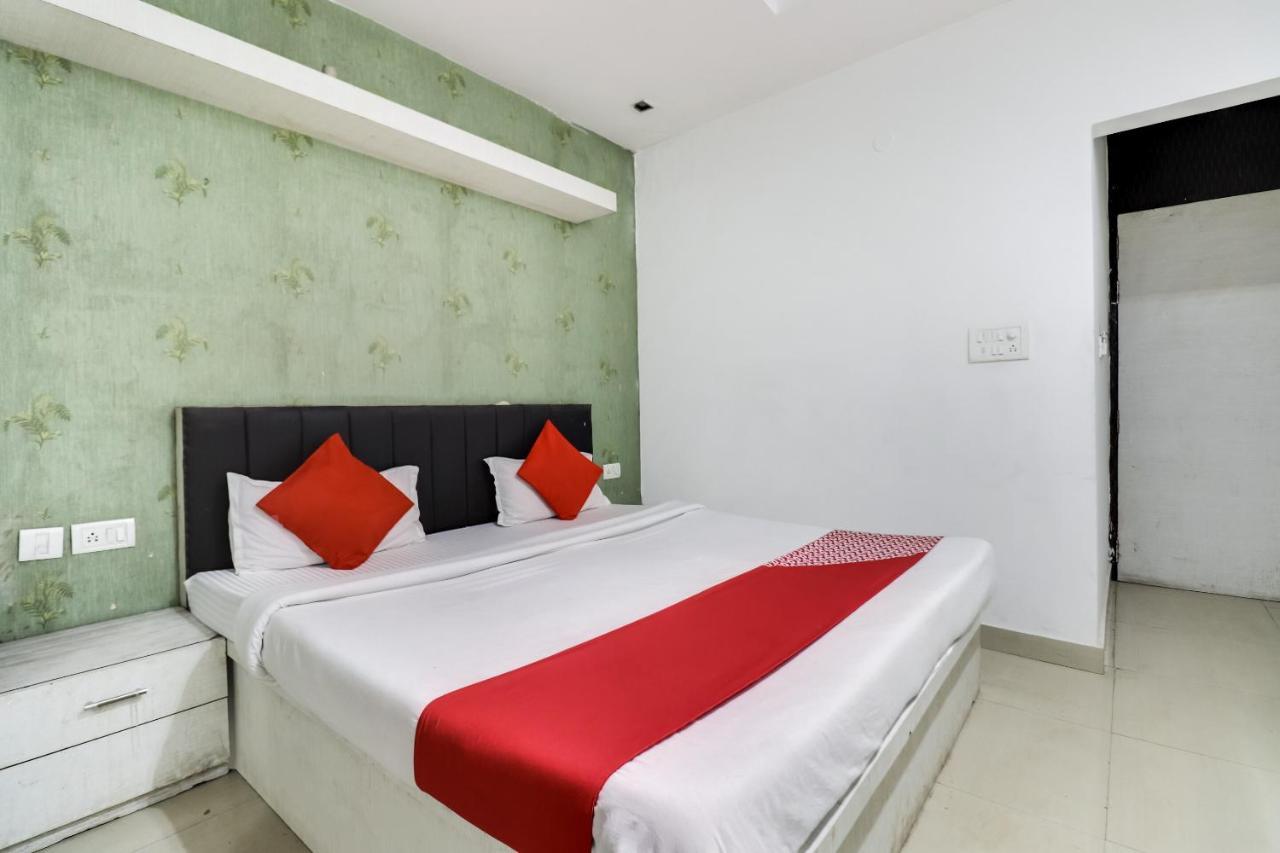 Oyo Flagship Just-9 Inn Near Sahara Ganj Mall Lucknow Luaran gambar