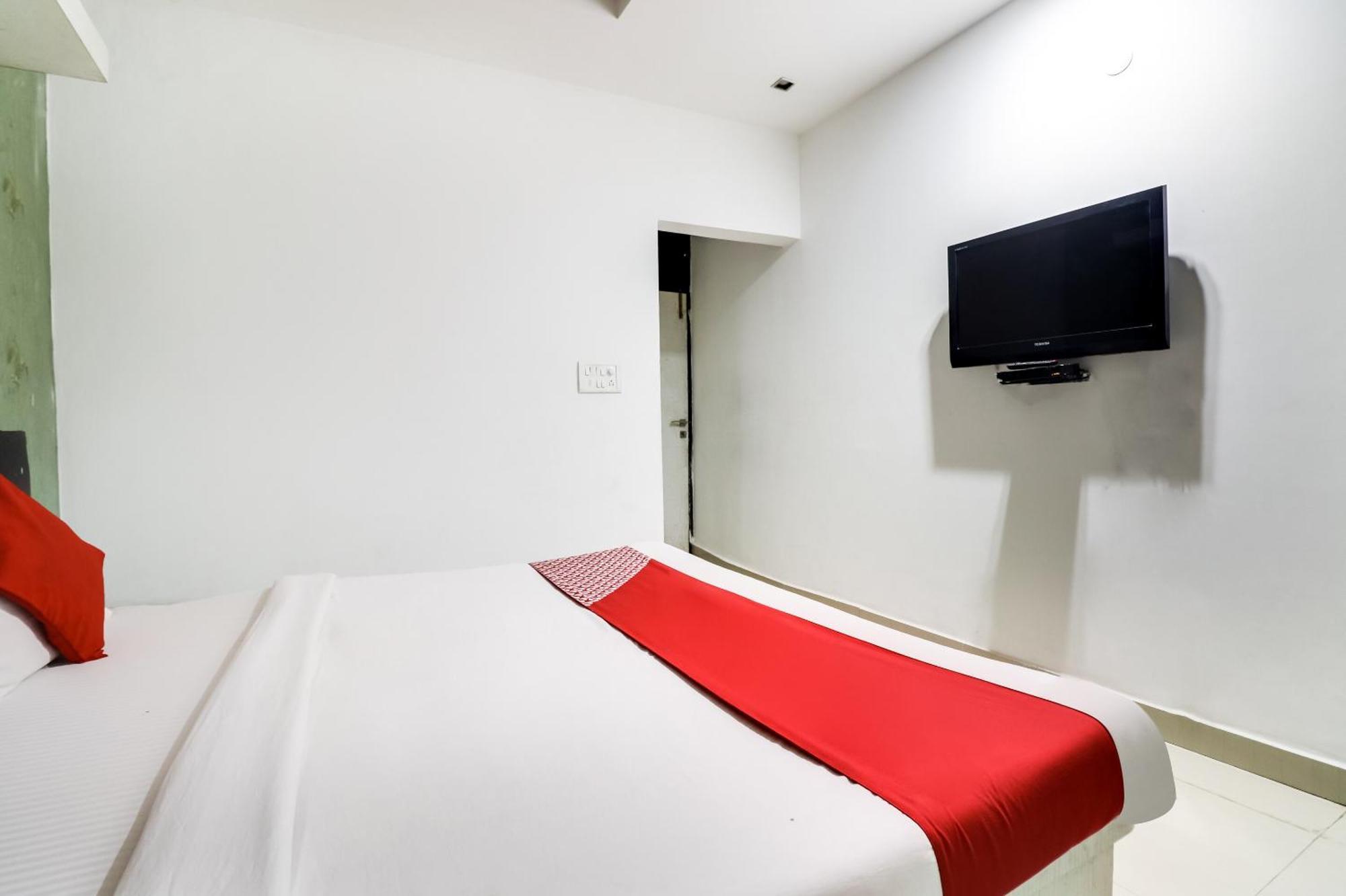 Oyo Flagship Just-9 Inn Near Sahara Ganj Mall Lucknow Luaran gambar
